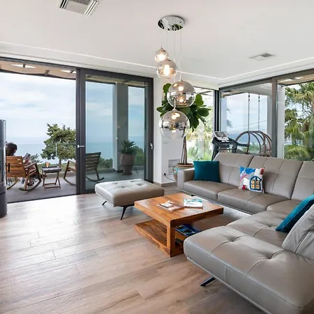 Blueskyline Owner's Listing, By Hellocrete *