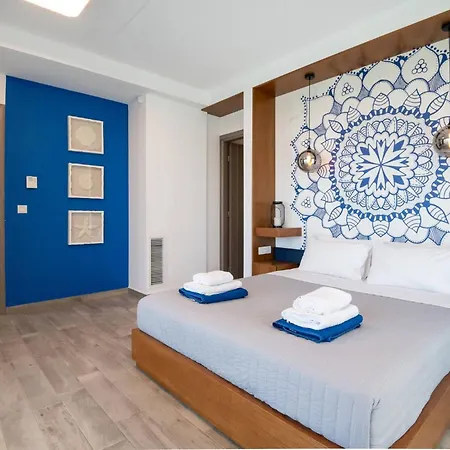 别墅 Blueskyline Owner's Listing, By Hellocrete *