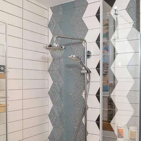 别墅 Blueskyline Owner's Listing, By Hellocrete 干尼亞