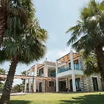 Blueskyline Owner's Listing, By Hellocrete ヴィラ ハニア