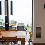 Blueskyline Owner's Listing, By Hellocrete ヴィラ