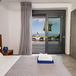 Blueskyline Owner's Listing, By Hellocrete Hriszí Aktí Haniá