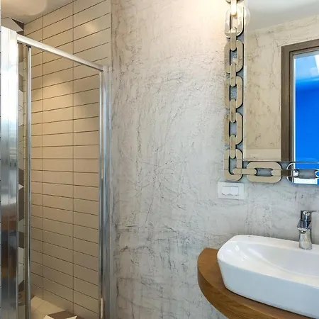 Blueskyline Owner's Listing, By Hellocrete