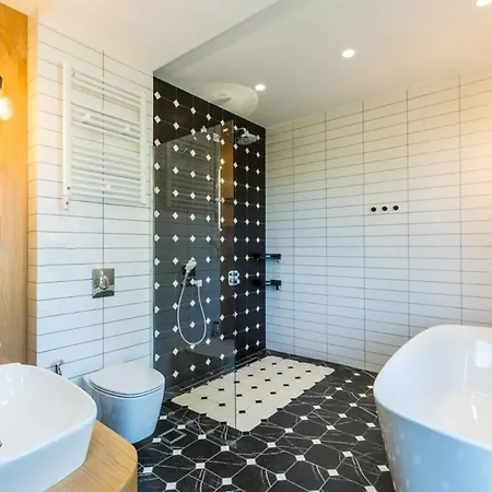 Blueskyline Owner's Listing, By Hellocrete