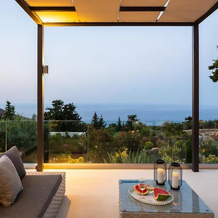 Blueskyline Owner's Listing, By Hellocrete Villa Chania (Crete)
