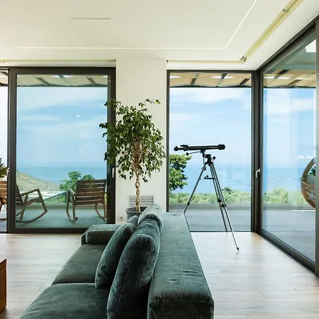 Blueskyline Owner's Listing, By Hellocrete Villa Chania (Crete)