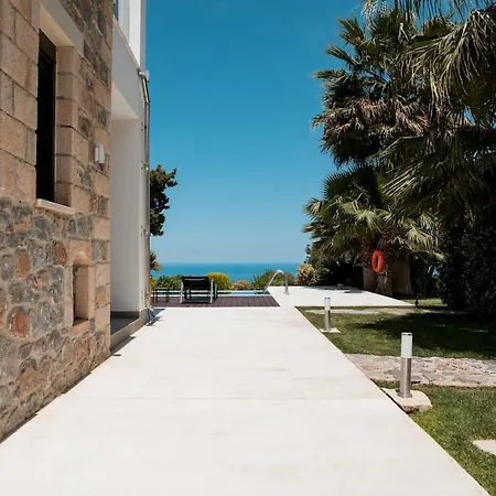 Blueskyline Owner's Listing, By Hellocrete Villa Hanya