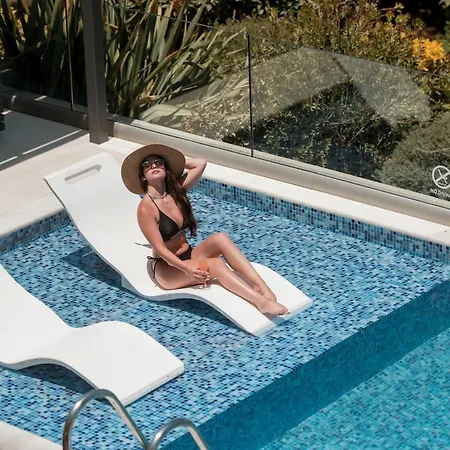 Blueskyline Owner's Listing, By Hellocrete 하니아