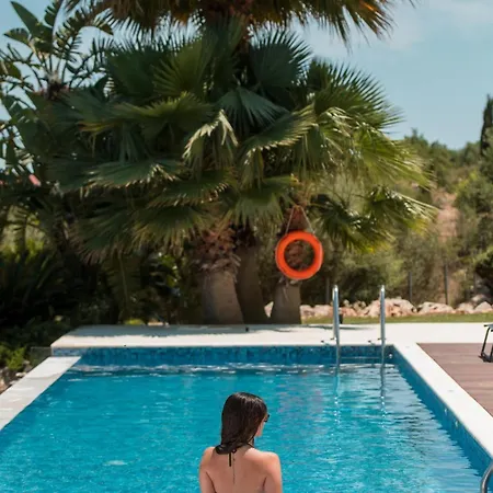 Blueskyline Owner's Listing, By Hellocrete