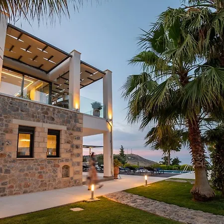 Blueskyline Owner's Listing, By Hellocrete Вилла