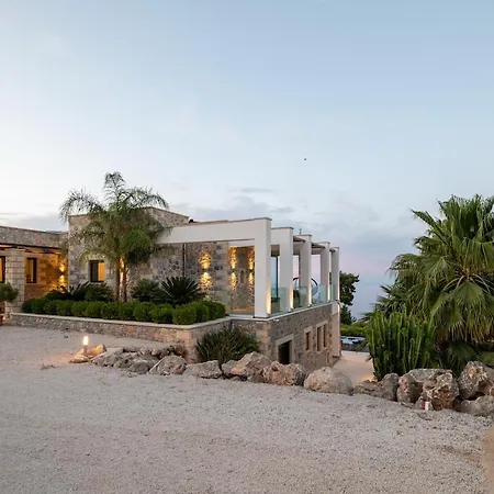 Villa Blueskyline Owner's Listing, By Hellocrete *