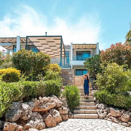 Villa Blueskyline Owner's Listing, By Hellocrete *