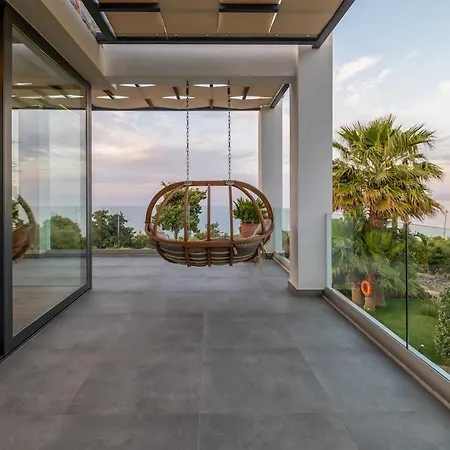 Вилла Blueskyline Owner's Listing, By Hellocrete