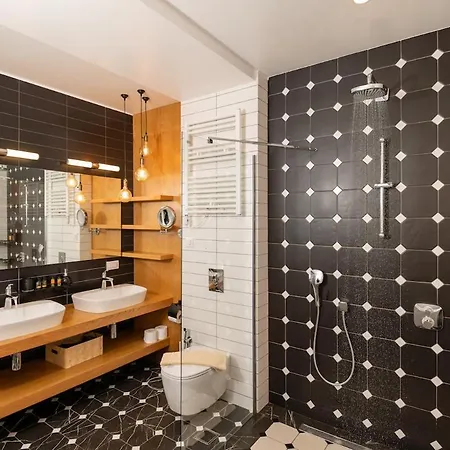 Blueskyline Owner's Listing, By Hellocrete Вилла *