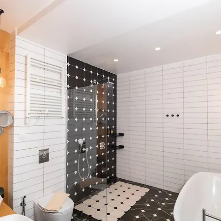 Blueskyline Owner's Listing, By Hellocrete Hanya