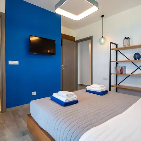 Blueskyline Owner's Listing, By Hellocrete