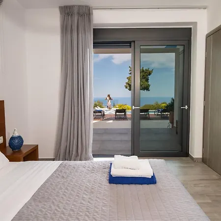 Blueskyline Owner's Listing, By Hellocrete La Canée