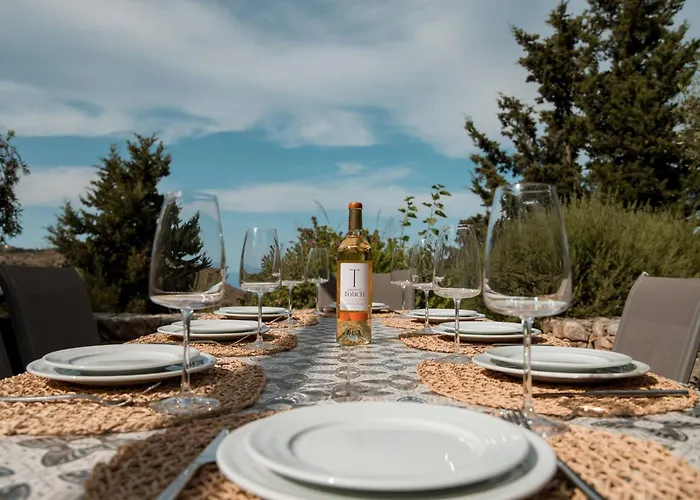 Blueskyline Owner's Listing, By Hellocrete Villa La Canée