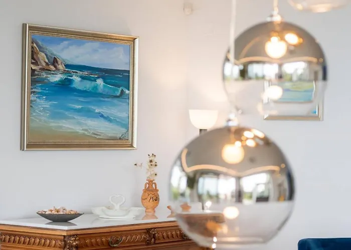 Blueskyline Owner's Listing, By Hellocrete *