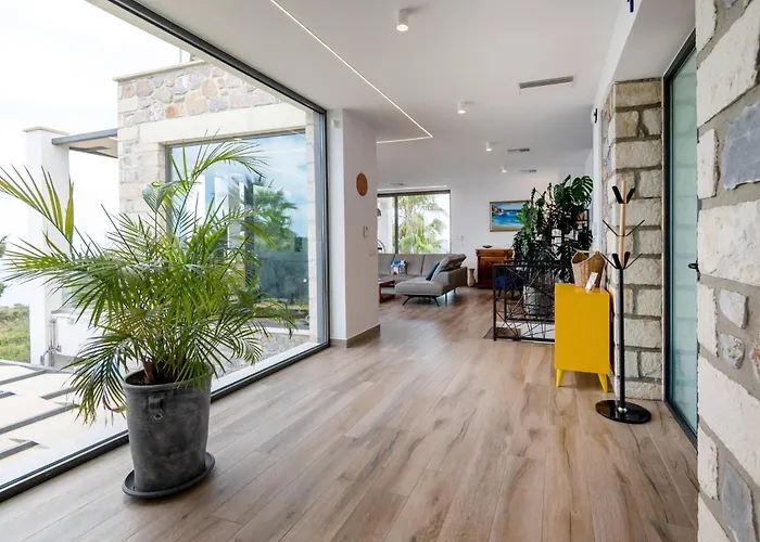 Blueskyline Owner's Listing, By Hellocrete