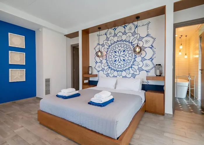 Blueskyline Owner's Listing, By Hellocrete * Chania (Crete)