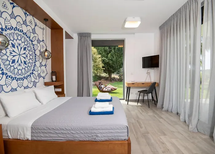 Blueskyline Owner's Listing, By Hellocrete * La Canée