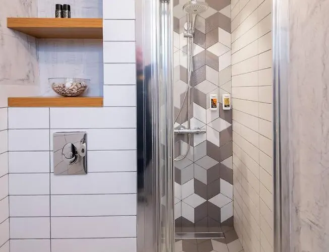 Blueskyline Owner's Listing, By Hellocrete Villa *