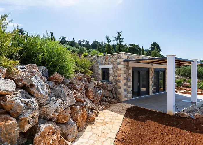 Blueskyline Owner's Listing, By Hellocrete Villa *