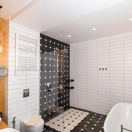 Blueskyline Owner's Listing, By Hellocrete Villa Chania (Crete)