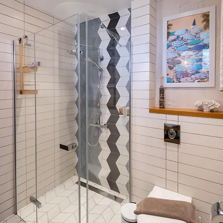 Blueskyline Owner's Listing, By Hellocrete * Chania (Crete)