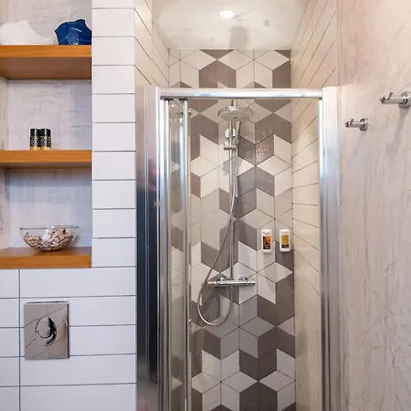 Вилла Blueskyline Owner's Listing, By Hellocrete