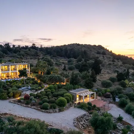 Blueskyline Owner's Listing, By Hellocrete Villa La Canea