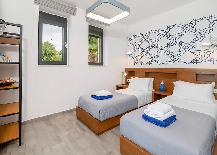 Вилла Blueskyline Owner's Listing, By Hellocrete *